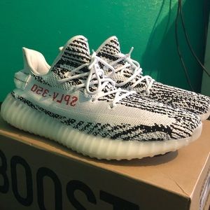 Adidas Yeezy Boost 350 V2 Zebra